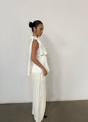 Minimalist Asymmetric Shoulder Tie Vest | Off-White  Elegant Sleeveless Outerwear Top